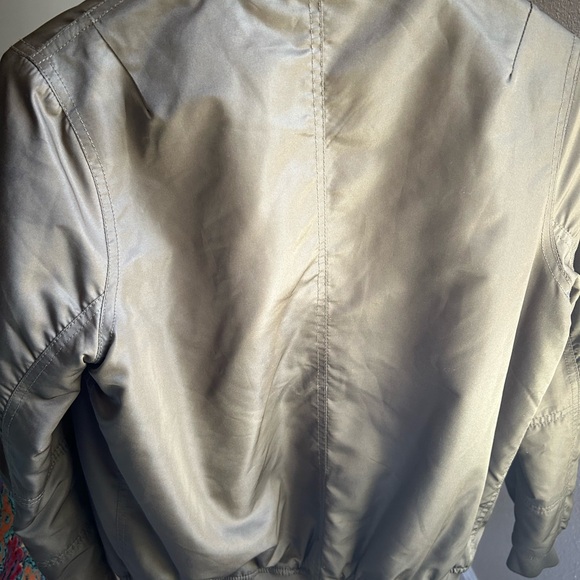 Army green bomber jacket - Picture 3 of 6